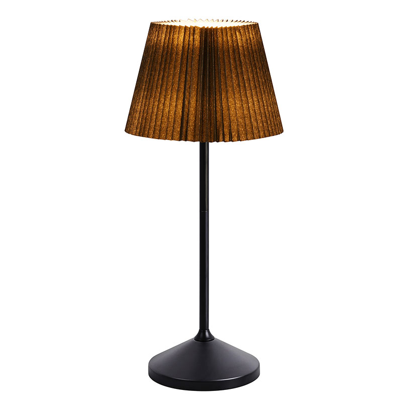 패브릭 전등갓이 있는 블랙 LED 책상 램프