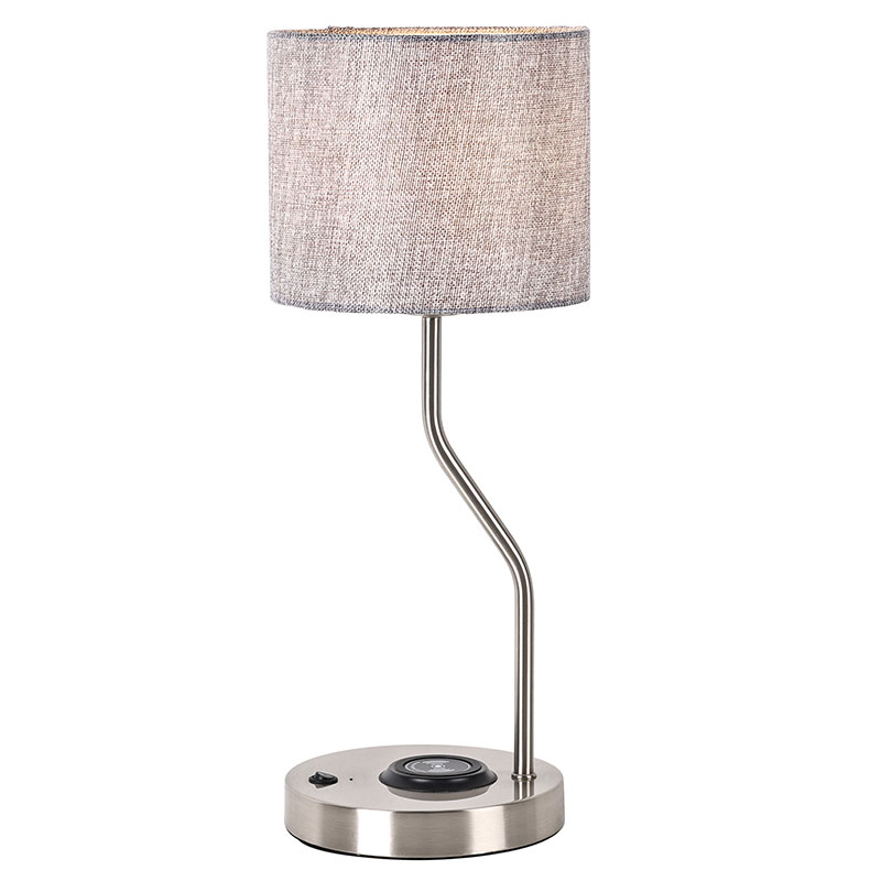 패브릭 갓이 있는 무선 휴대폰 충전기 책상 램프